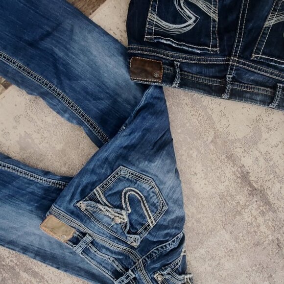 2 Pairs Silver Jeans 33/34 (Size 12) - Picture 2 of 2